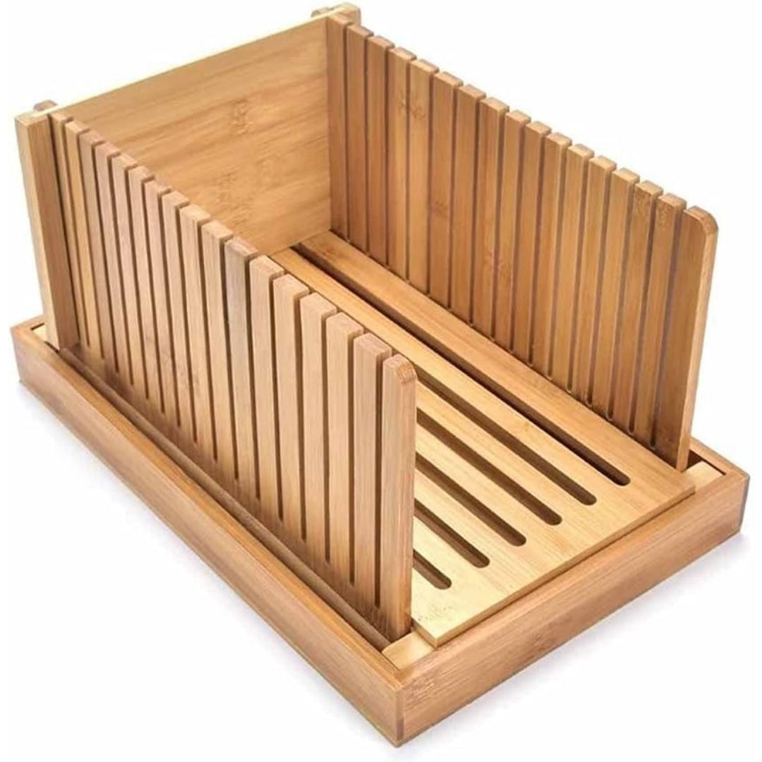Un utensile per accompagnare le preparazioni con elementi in bambu e di colore beige